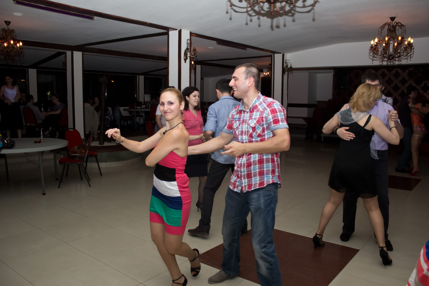 Cursuri dansul mirilor și performanță